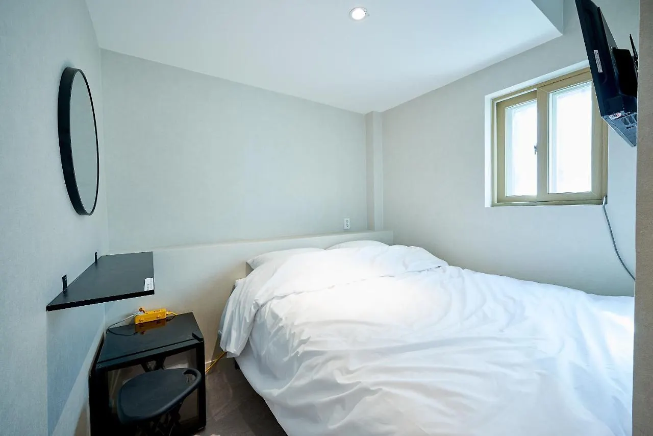 Hotel Life In Euljiro Seúl 0*,  Corea del Sur